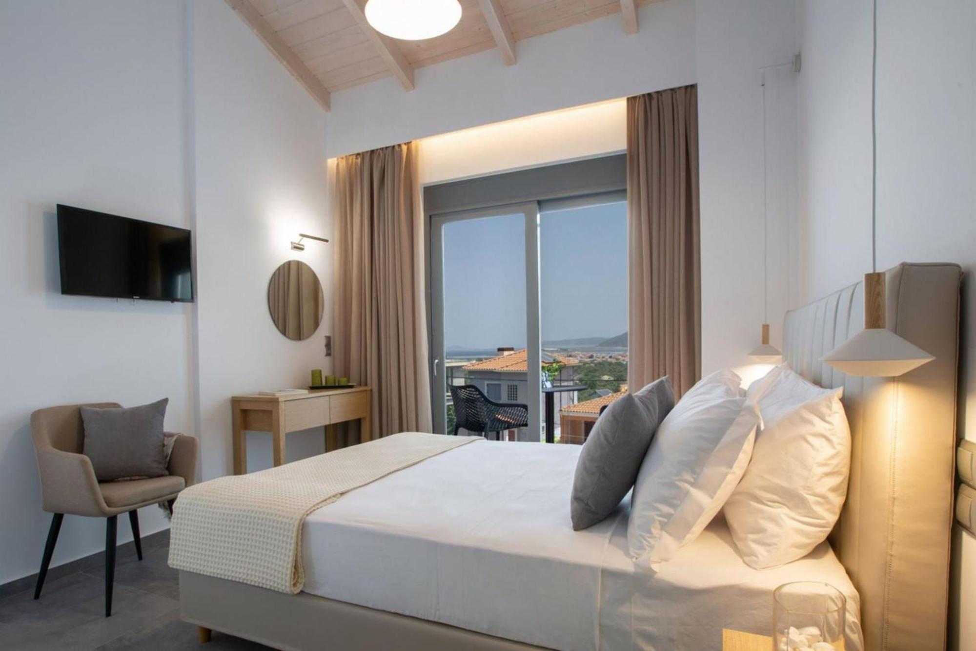 Aloft Luxury Villas Lefkada - Heated Pool Apolpaina Exterior foto